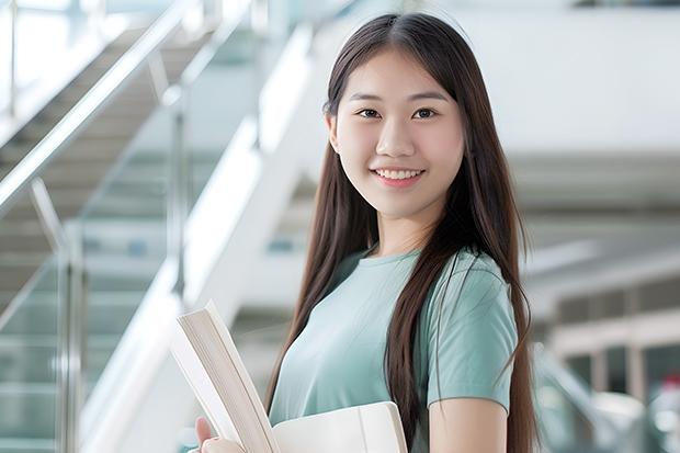 【高招】学会这6招，分分钟识别录取通知书真假 16岁少年签收沈阳首张高考录取通知书