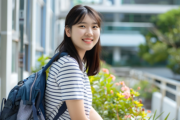 华侨生容易大学毕业吗